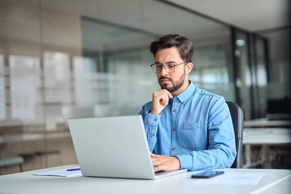 Quels sont les avantages des vendeurs en ligne avec la stratégie multi-sites ?